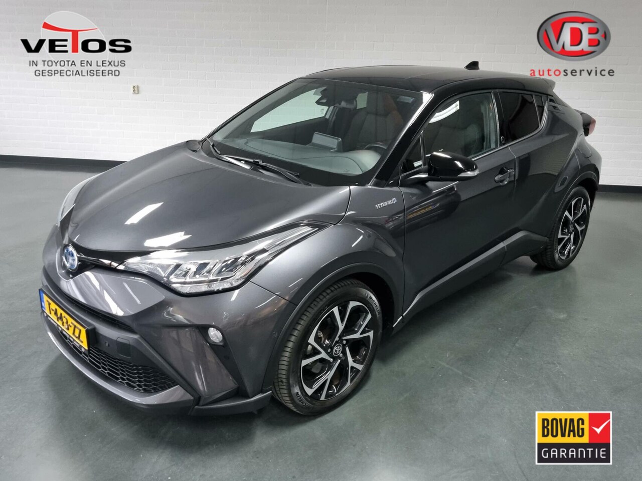 Toyota C-HR - 2.0 Hybrid Style Bi-Tone / Navi / Trekhaak - AutoWereld.nl
