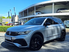 Volkswagen Tiguan - eHybrid R-Line 245pk DSG Blackstyle (Pano, Trekh, IQ, Camera, Headup)