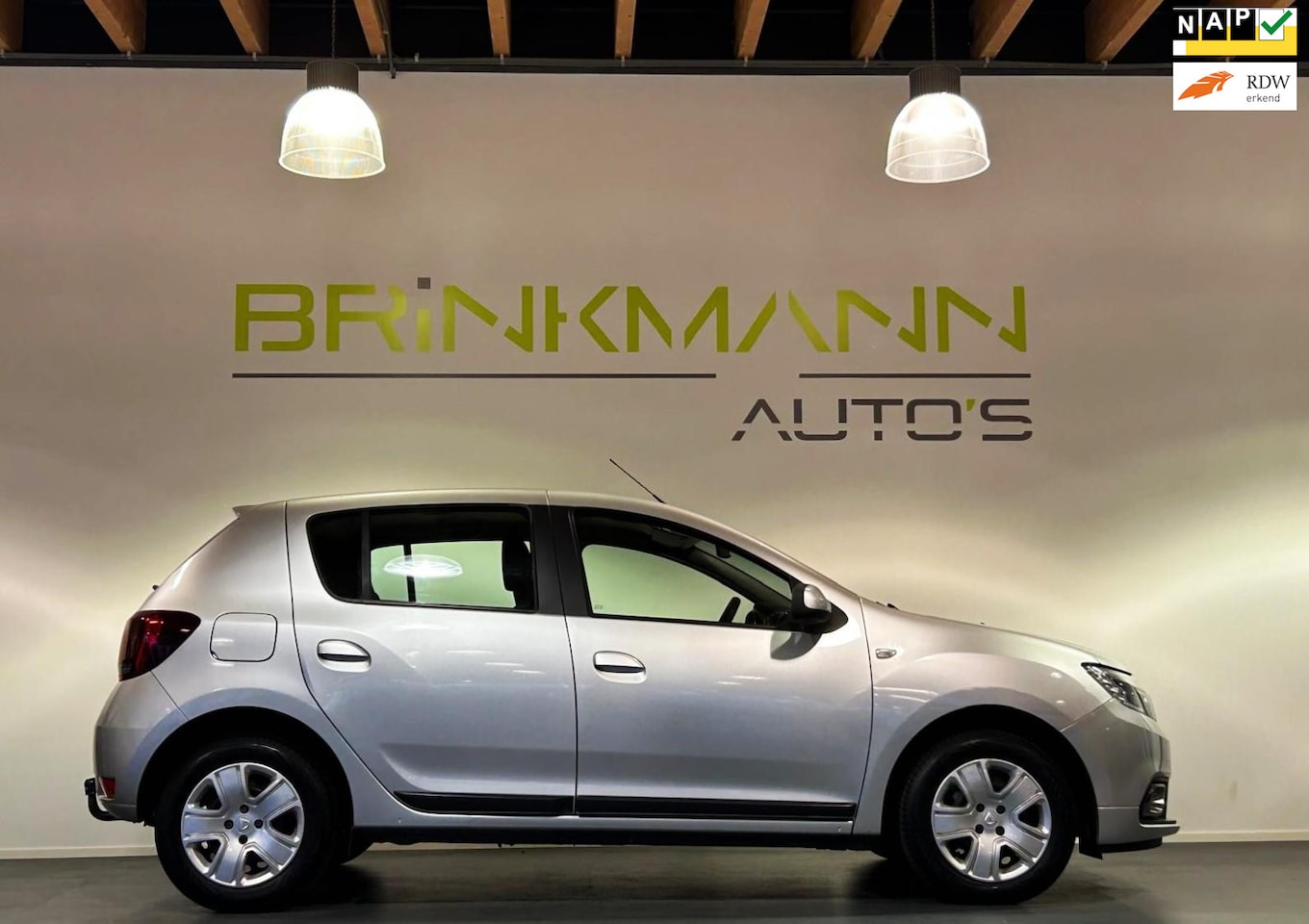 Dacia Sandero - 0.9 TCe Laureate - Aut. - Airco - Tr.Haak - AutoWereld.nl