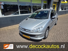 Peugeot 206 - 1.4 Forever/5DEURS