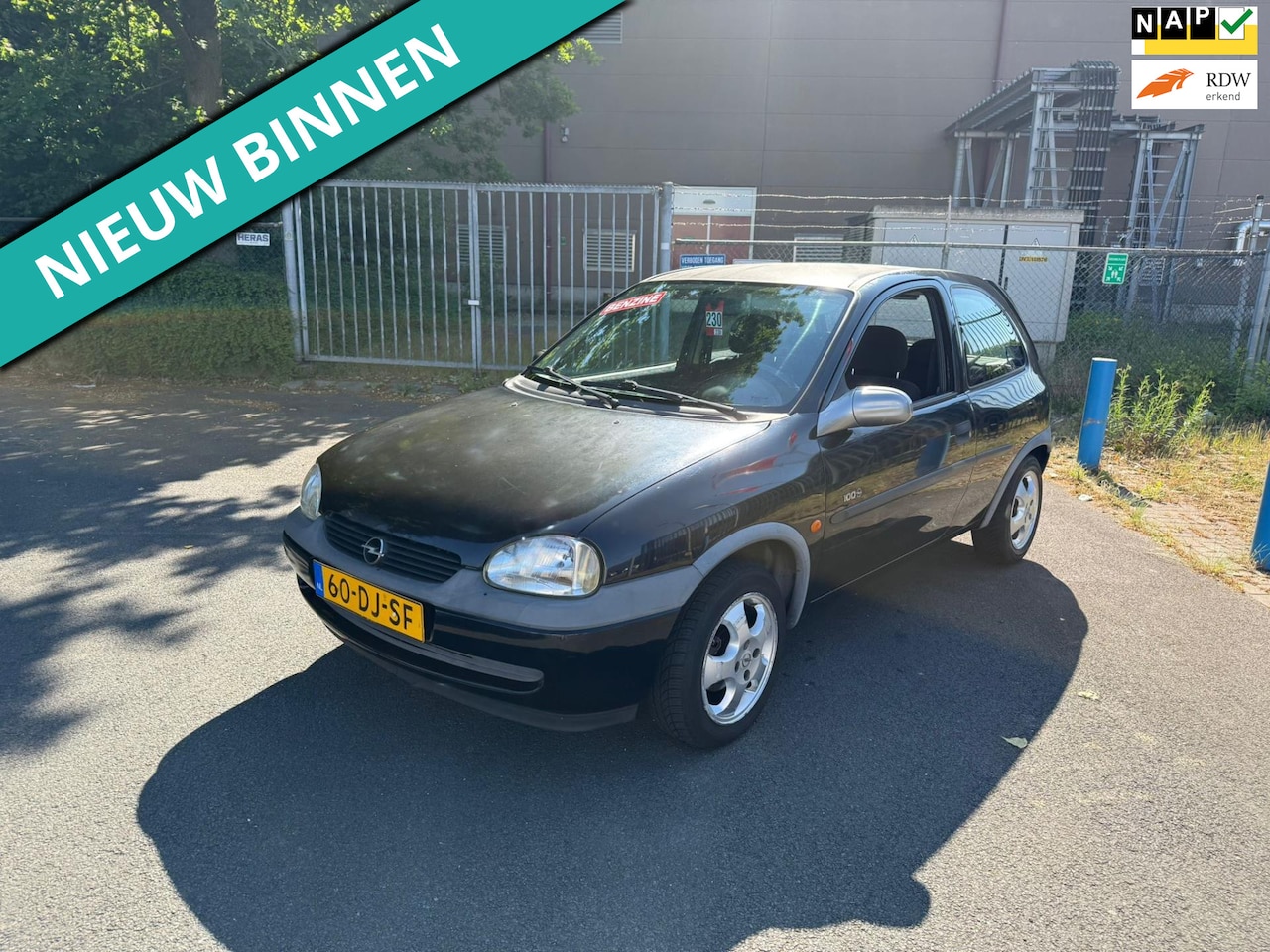 Opel Corsa - 1.2i-16V Sport Cool ZO INGERUILD DUS ZO WEG PRIJSJE - AutoWereld.nl