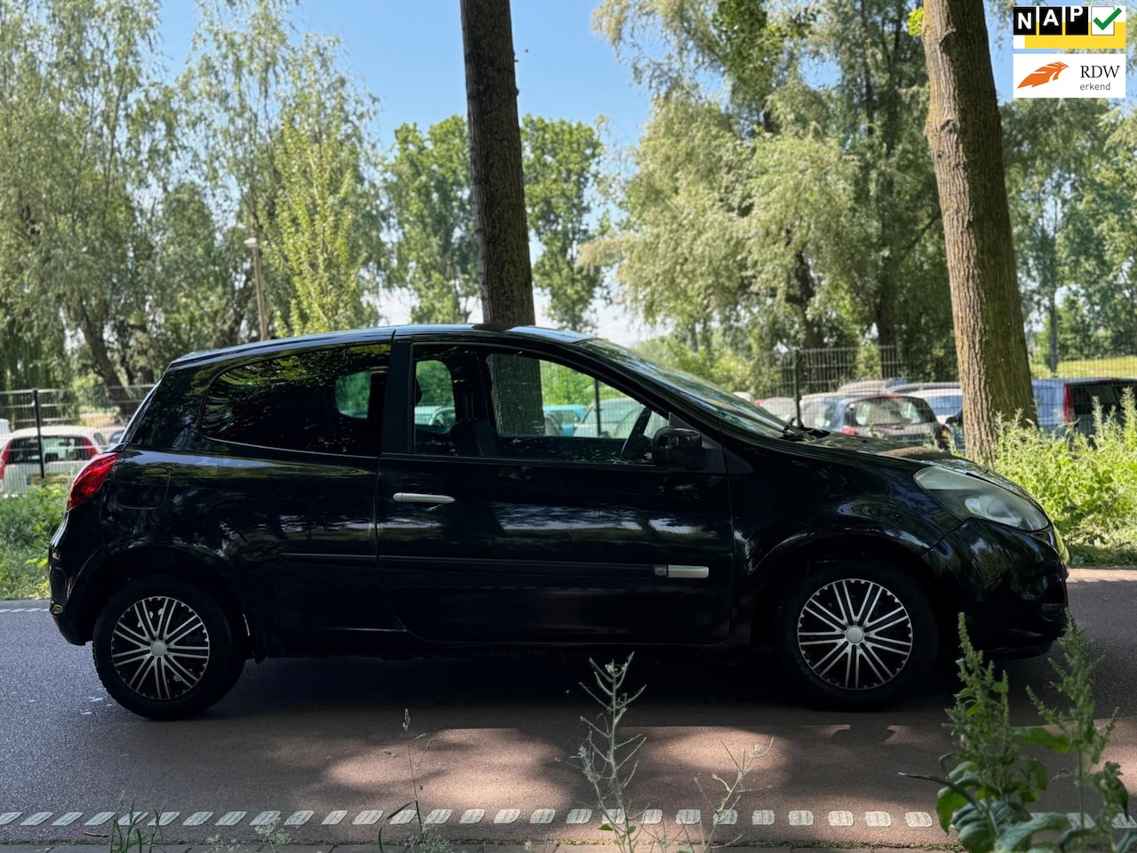 Renault Clio - 1.2 TCe Collection AIRCO!APK!KOOPJE! - AutoWereld.nl