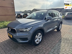 Volvo XC40 - 1.5 T2 Momentum Core