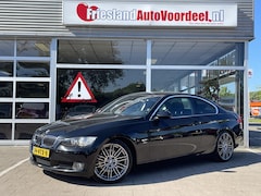 BMW 3-serie Coupé - 325i High Executive / 6 cilinder / Handgeschakeld / Liefhebbersauto / 2009