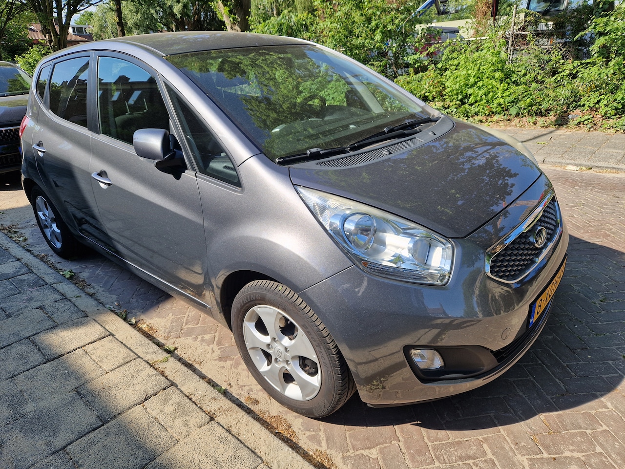 Kia Venga - 1.6 CVVT X-ecutive inclusief automaat, cruise control, navigatie, achteruitrijcamera, trekhaak, isofix - AutoWereld.nl