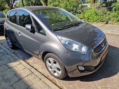 Kia Venga - 1.6 CVVT X-ecutive inclusief automaat, cruise control, navigatie, achteruitrijcamera, trekhaak, isofix