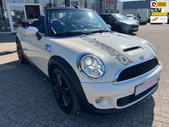 MINI Cabrio - 1.6 Cooper S, MR Bean Uitvoering, Navigatie, Clima, Cruise, Xenon, Leer, etc