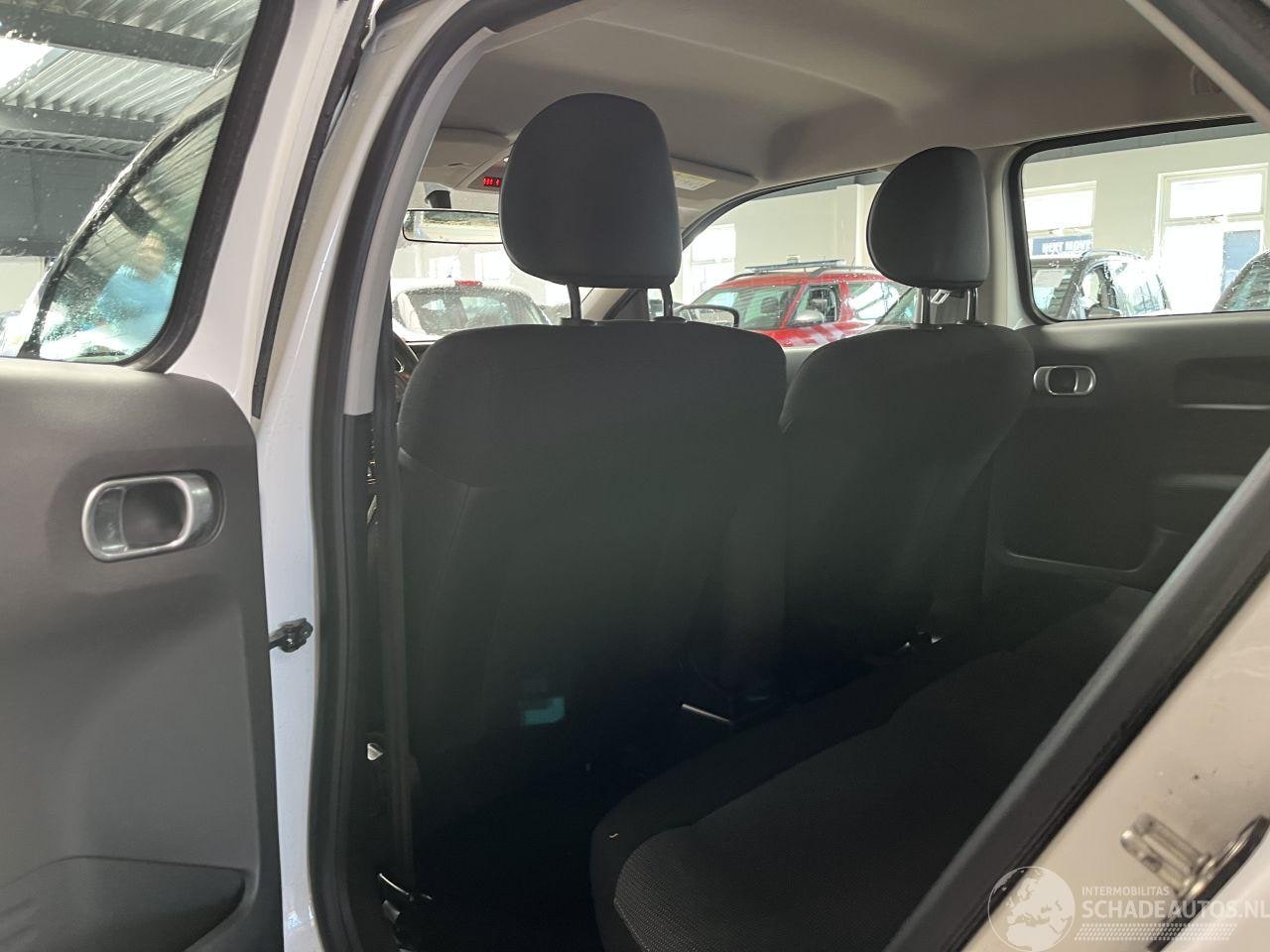 Citroën C4 Cactus - 1.2 e-VTi Feel Automaat!