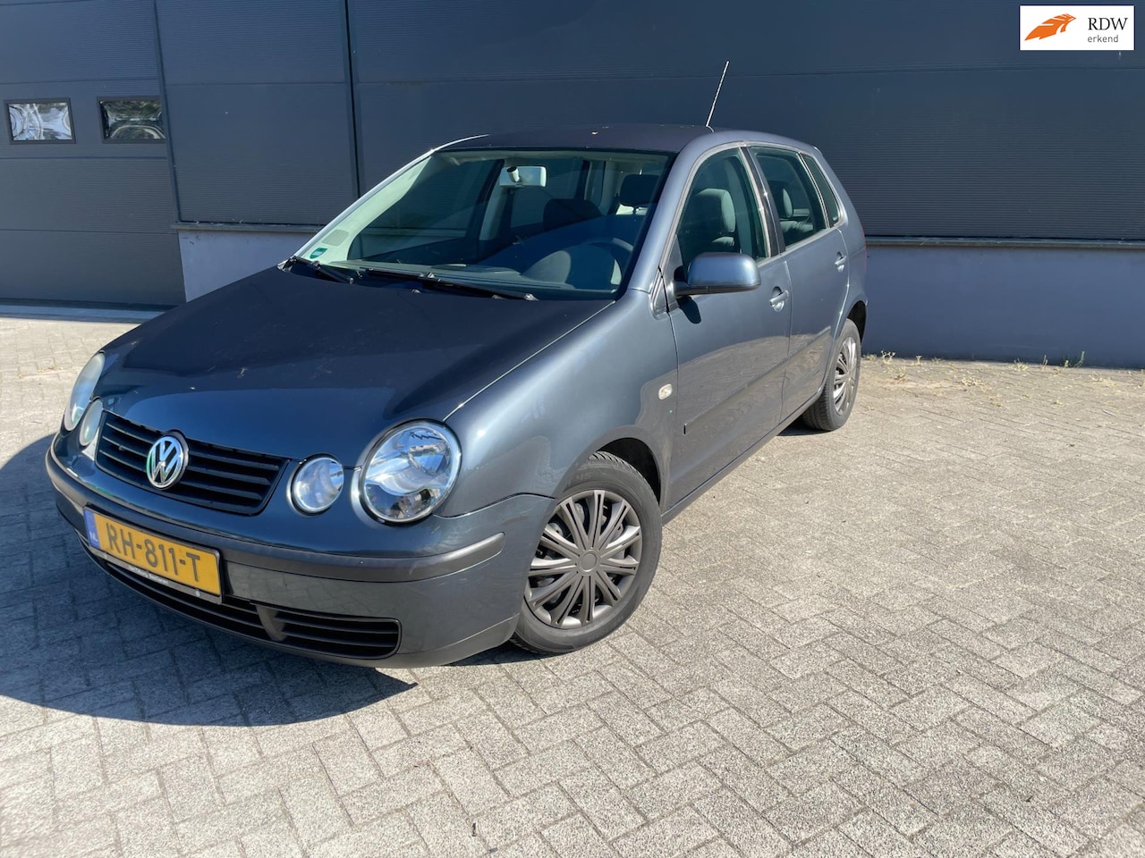 Volkswagen Polo - 1.4-16V Sportline | 5 deurs | Goed onderhouden - AutoWereld.nl