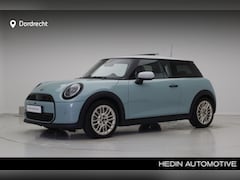 MINI Cooper S - 3-deurs 2.0 Classic L | Panorama | 18" | Stoelverwarmig | Harman Kardon | Head-Up