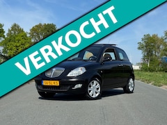 Lancia Y(psilon) - Ypsilon 1.2-16V Platino Panorama Dak