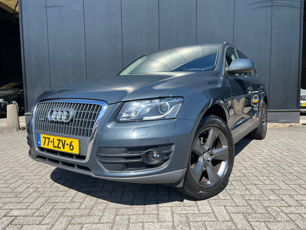 Audi Q5 - 2.0 TFSI '09 Aut/Leder/Navi/19'Lmv/Nap - AutoWereld.nl