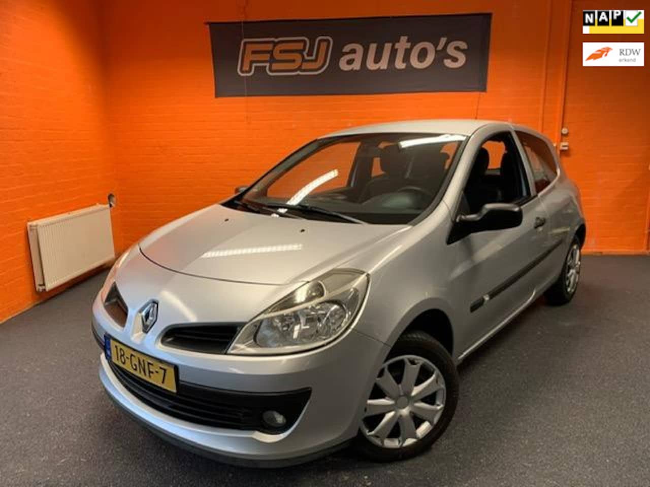 Renault Clio - 1.2 16V / 3 DEURS / SPECIAL-LINE-EDITION / AIRCO!! - AutoWereld.nl
