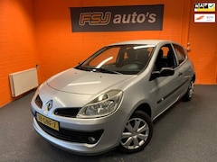 Renault Clio - 1.2 16V / 3 DEURS / SPECIAL-LINE-EDITION / AIRCO