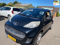 Peugeot 107 - 1.0-12V XR