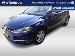 Volkswagen Golf - 1.6 TDI Comfortline / Navigatie / Parkeer sensoren V+A / App connect /