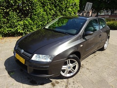 Fiat Stilo - 1.4-16V Active MET JAAR APK EN AIRCO