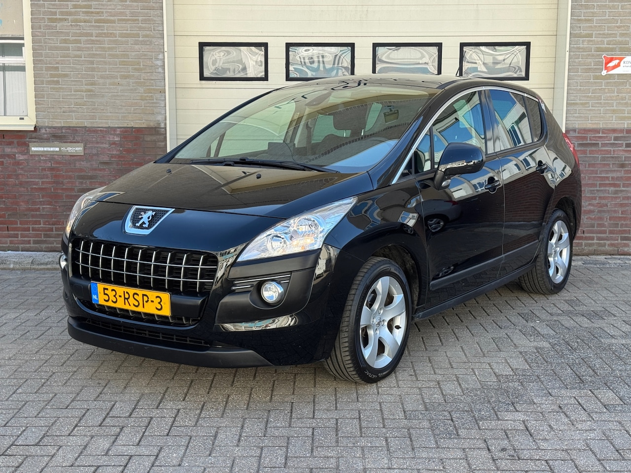 Peugeot 3008 - 1.6 VTi ST Pano | Navi | Clima | PDC | Trekhaak - AutoWereld.nl