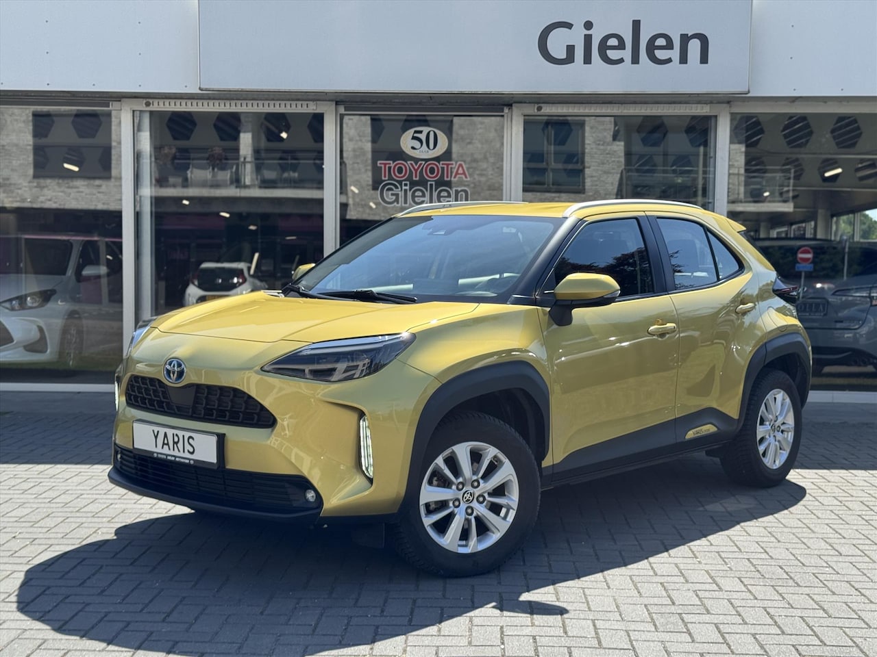 Toyota Yaris Cross - 1.5 Hybrid Dynamic Plus | Head up display, Elektrische achterklep, Smart connect, Stoel + - AutoWereld.nl