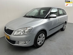 Skoda Fabia Combi - 1.2 TSI Ambition # Airco # Trekhaak # Dealer onderhouden # Nap