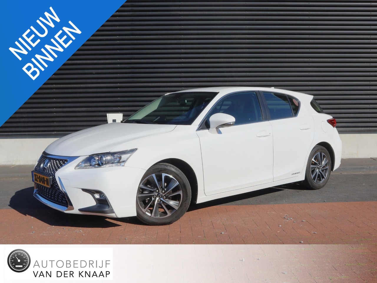 Lexus CT 200h - Business Line | Clima | Cruise | Navi | Carplay | Achteruitrijcamera | Start/Stop | Dealer - AutoWereld.nl