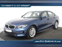 BMW 3-serie - 330e Business Edition Plus *1ste Eigenaar*Navigatie*Park assist