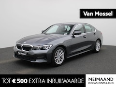 BMW 3-serie - 330e | Automaat | Navigatie | Half-Leer | Adaptive Cruise Control | Heads Up Display | Cli