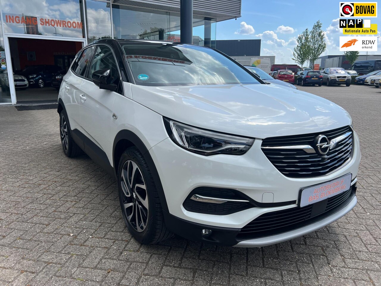 Opel Grandland X - 1.2 Turbo Innovation 1.2 Turbo Innovation, Navi, Stoel verwarming en koeling, Leer, LED, etc - AutoWereld.nl