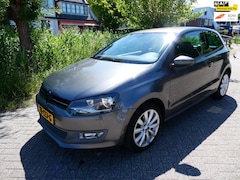 Volkswagen Polo - 1.2-12V Airco Cruise Navi PDC Zuinig B-Label