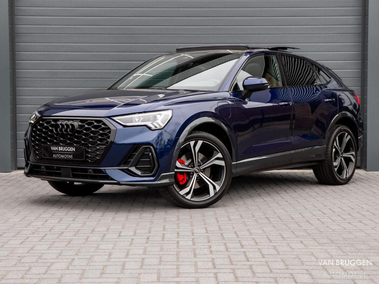 Audi Q3 Sportback - 45 TFSI e S-Line Pano Trekhaak Sfeer Keyless ACC BTW - AutoWereld.nl