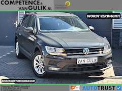 Volkswagen Tiguan - 1.5 TSI Comfortline | Massage | ACC | Trekhaak | Carplay |