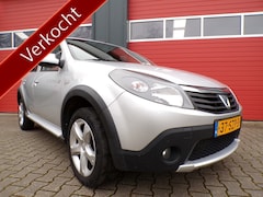 Dacia Sandero Stepway - 1.6 85PK Airco LMV 102DKm NAP NL-Auto 2DE-Eigenaar