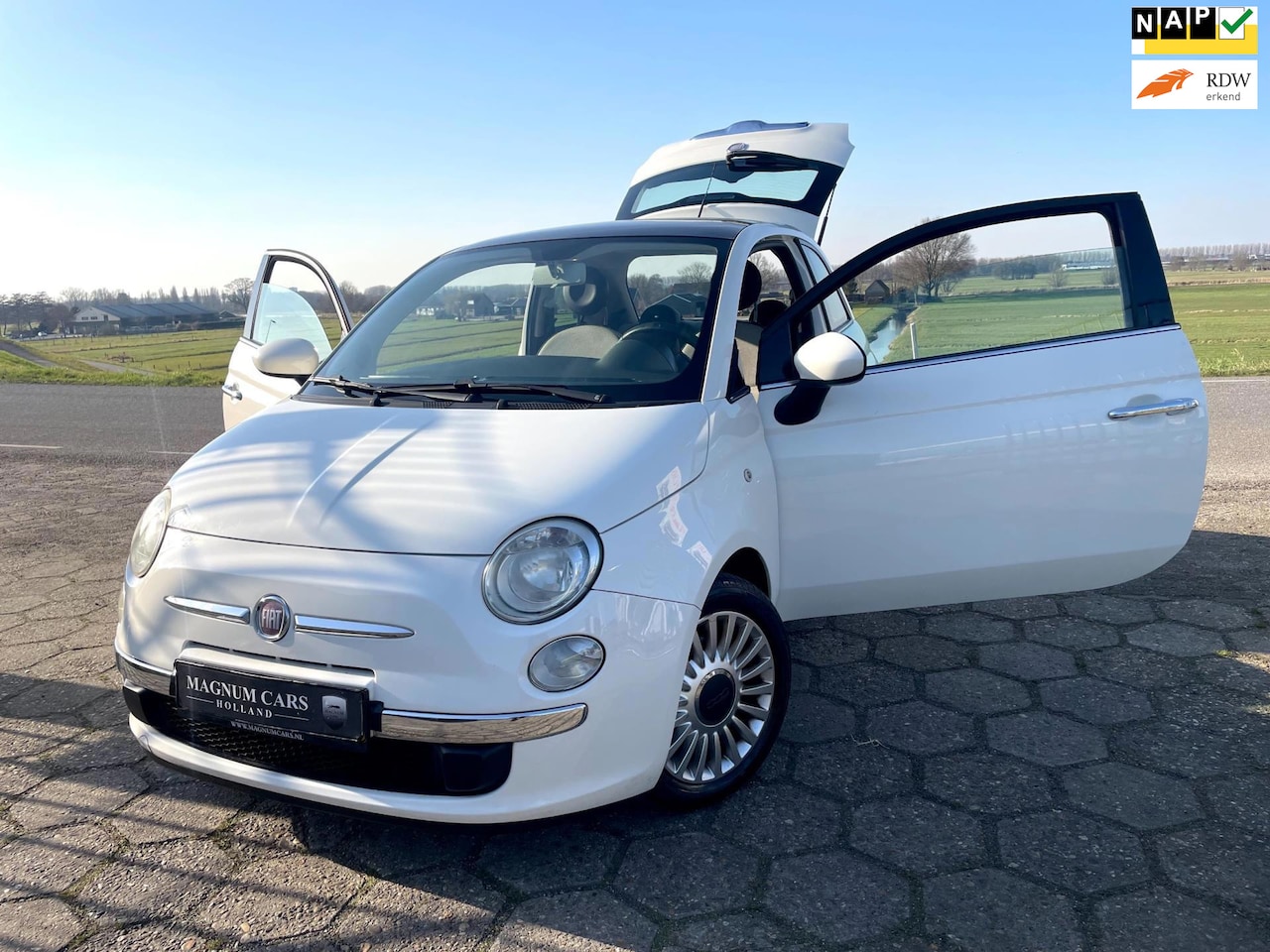 Fiat 500 - 0.9 Lounge AIRCO NIEUWE APK PANORAMA VELGEN ELEK.RAMEN - AutoWereld.nl