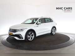 Volkswagen Tiguan - 1.5 TSI 110kW DSG R-Line Business+ | H&K | Assistentie pakket | Trekhaak |