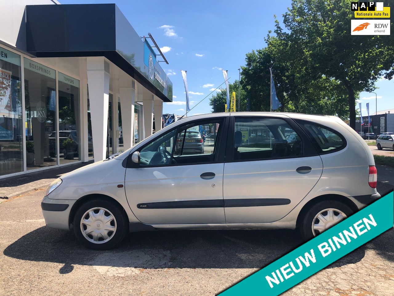 Renault Scénic - 1.6-16V RT 1.6-16V RT, slechte koppeling - AutoWereld.nl