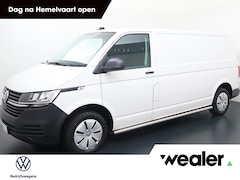 Volkswagen Transporter - 2.0 TDI L2H1 28 Economy Business | 110 PK | Trekhaak | Parkeersensoren achter | 2 zitplaat