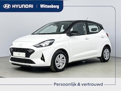 Hyundai i10 - 1.0 Comfort Smart | Incl. €1000, - Wegrijbonus | Navigatie | Camera | Apple Carplay | Andr