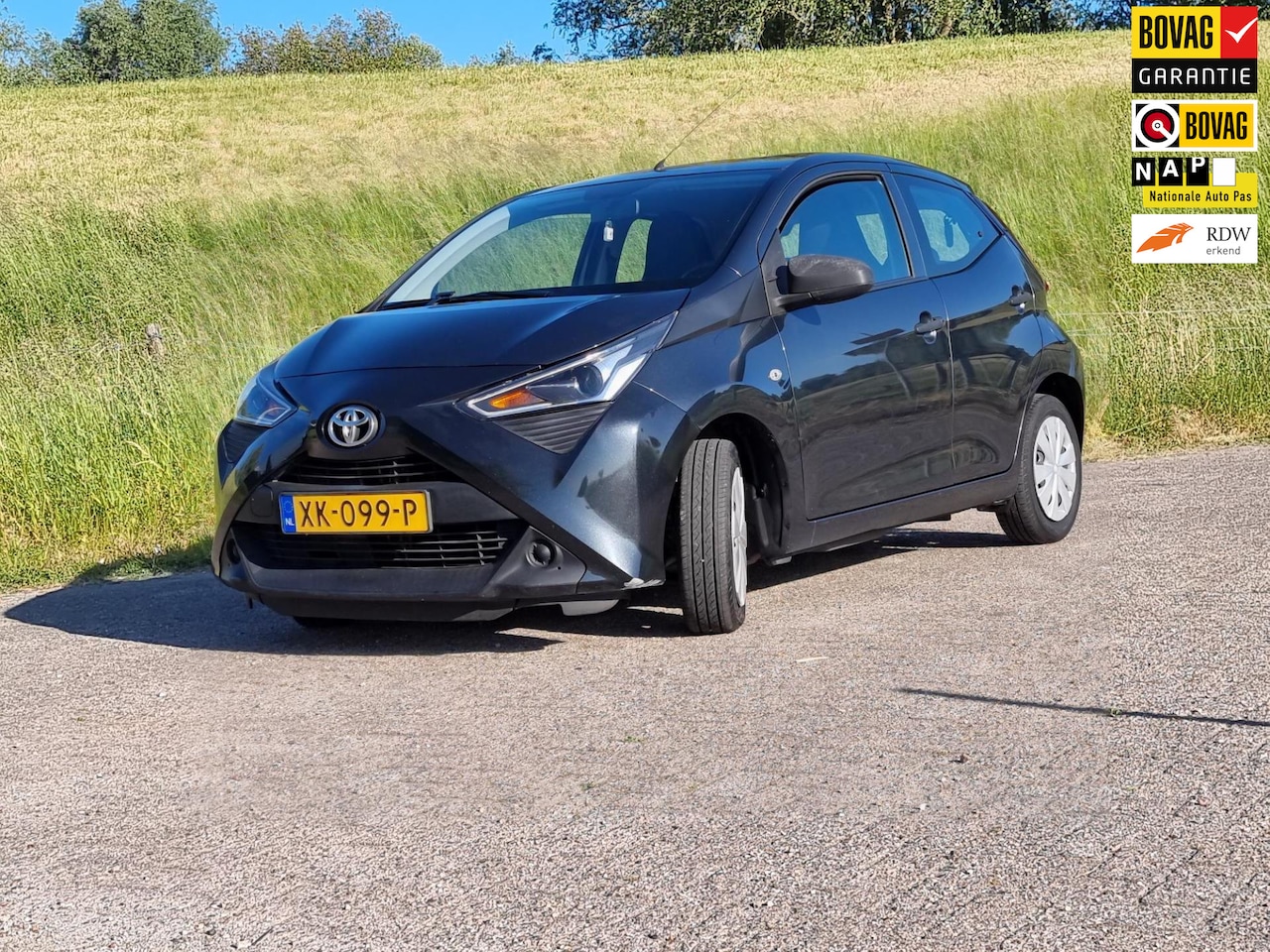 Toyota Aygo - 1.0 VVT-i x-fun airco,elektrische ramen - AutoWereld.nl
