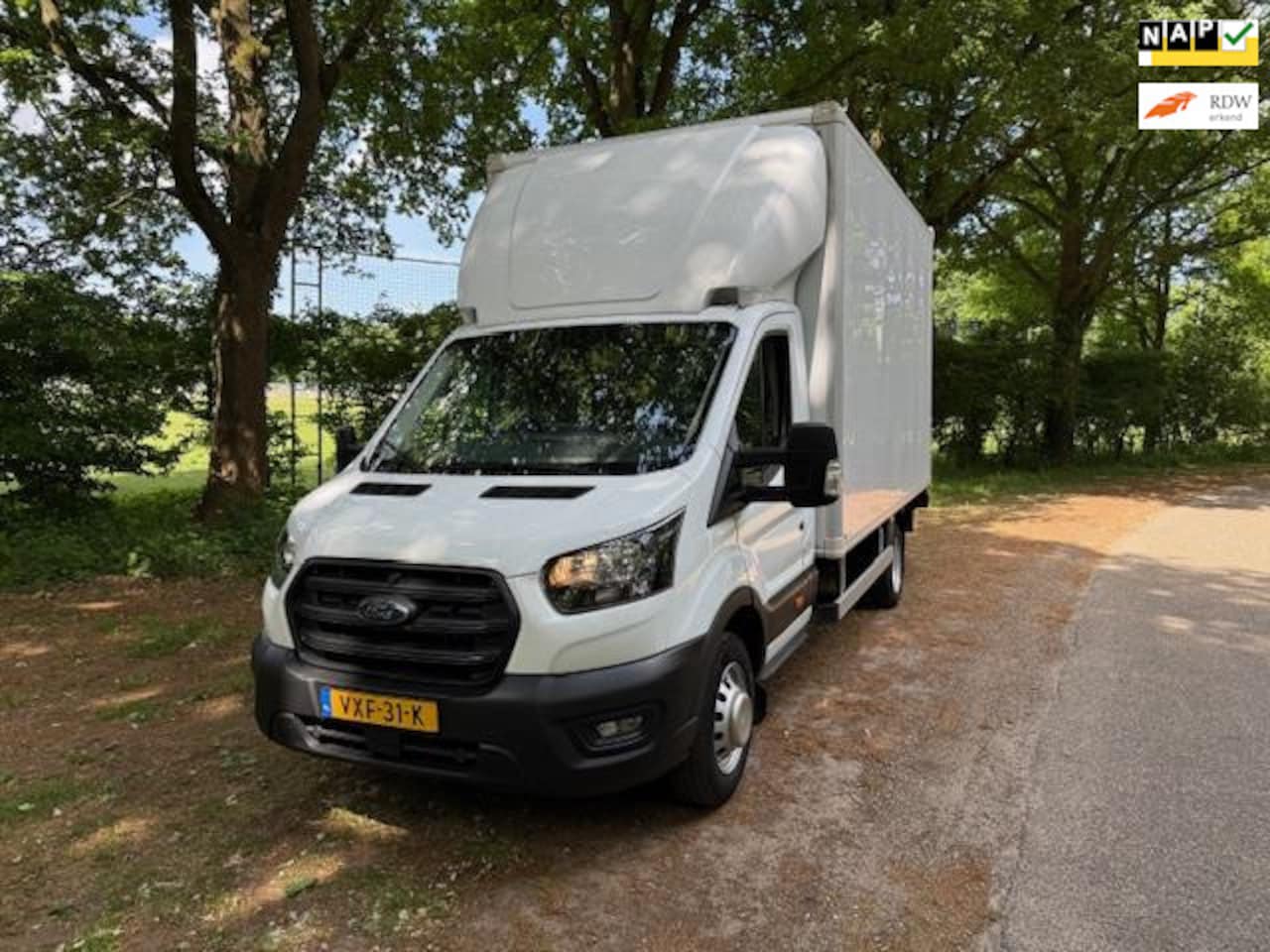Ford Transit - 350 Chassis Bakwagen L4, dubbel lucht, RWD 10-Traps automaat en hulpluchtvering - AutoWereld.nl
