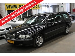 Volvo V70 - 2.4 Comfort Line Airco, Cruise control, Navi, Stoelverwarming