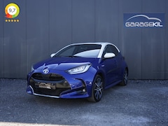 Toyota Yaris - 1.5 Hybrid Launch Edition Two Tone / 17'' LM velgen / Half leer / Privacy glass / LED