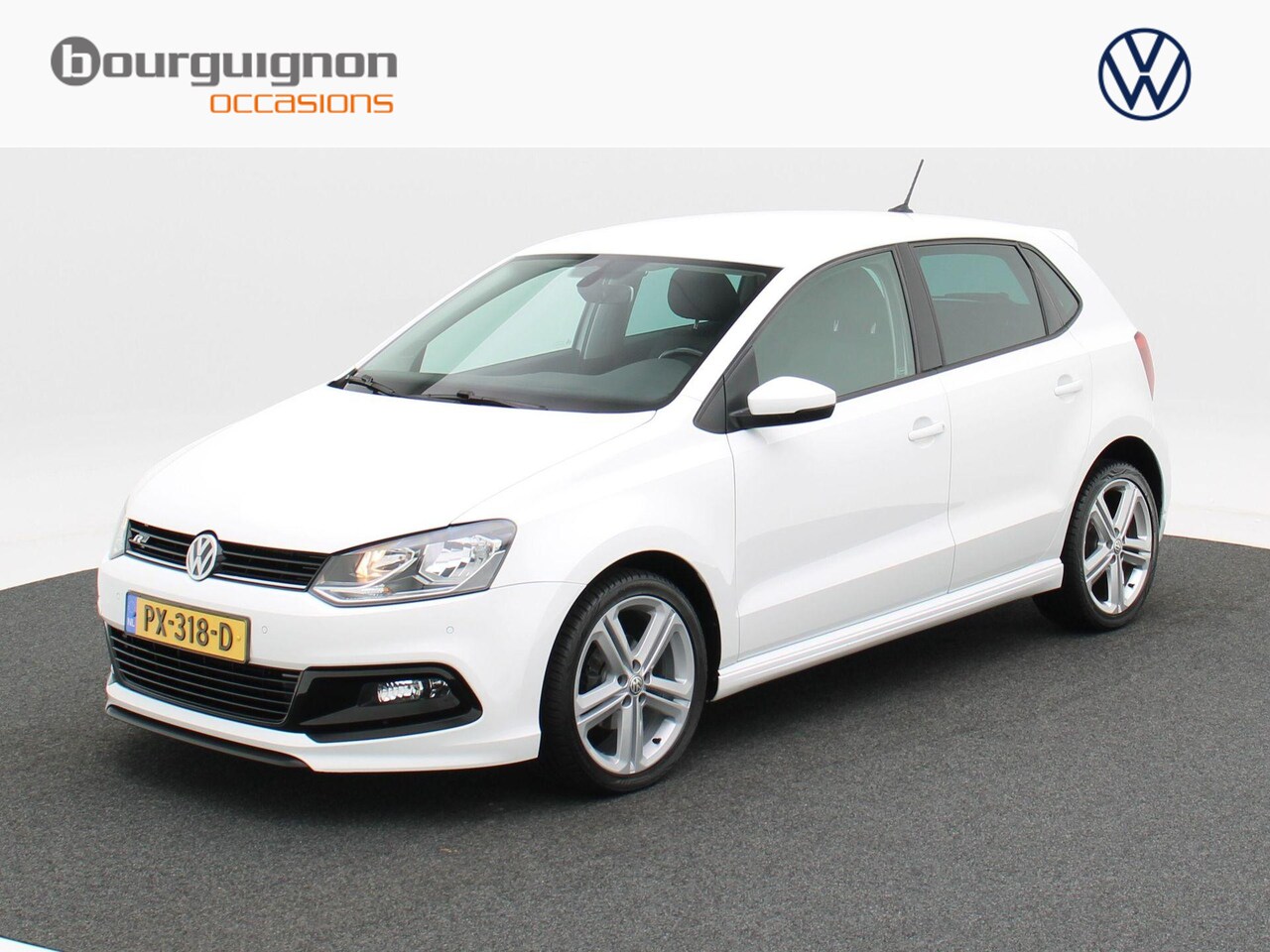 Volkswagen Polo - 1.2 TSi 90 Pk R-Line | Airco | Cruise Control | Parkeersensoren | Navigatie | Carplay | Pr - AutoWereld.nl
