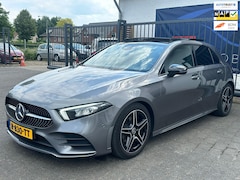 Mercedes-Benz A-klasse - 200 Business Solution AMG / PANO / STOELVERWARMING / CAMERA / 1 JAAR GARANTIE