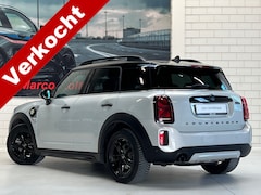 MINI Countryman - 2.0 Cooper S E ALL4 Classic Trim 220 PK Automaat / Apple-Carplay / Airco / Plug In / Panor
