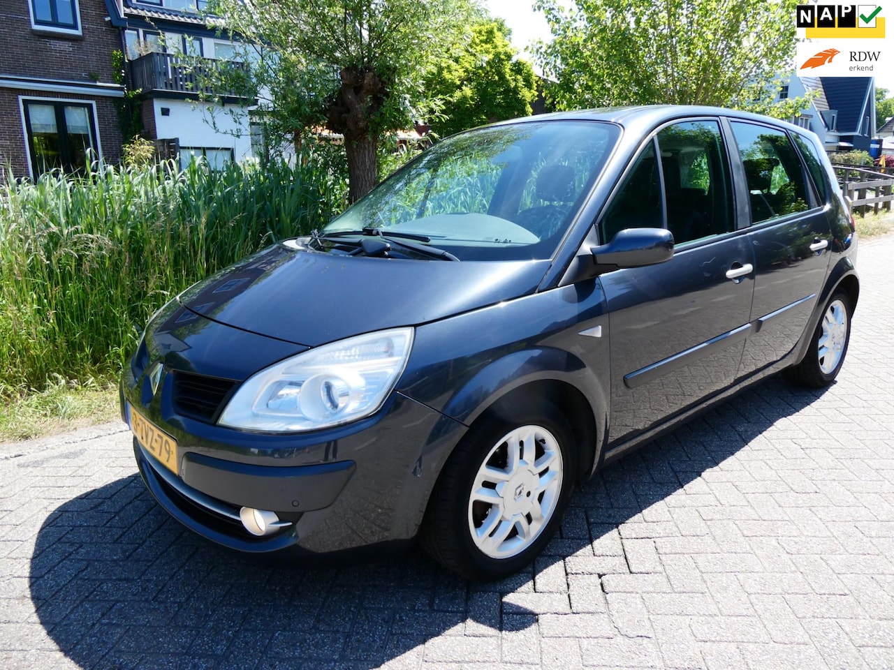 Renault Scénic - 1.6-16V Privilège Comfort Clima Trekhaak 1300kg Historie - AutoWereld.nl