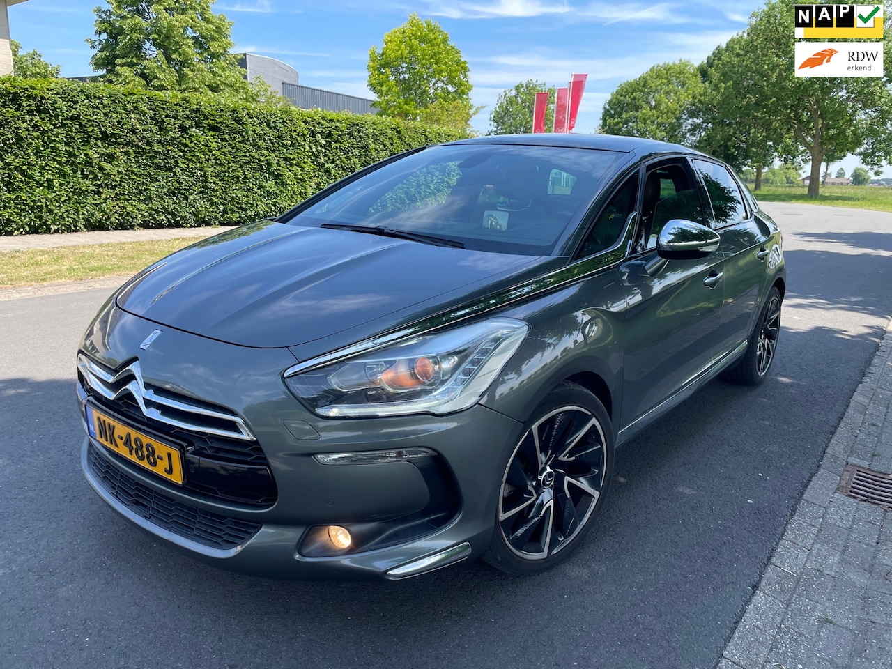 Citroën DS5 - 2.0 HDi Sport Chic FULL OPTIONS - AutoWereld.nl