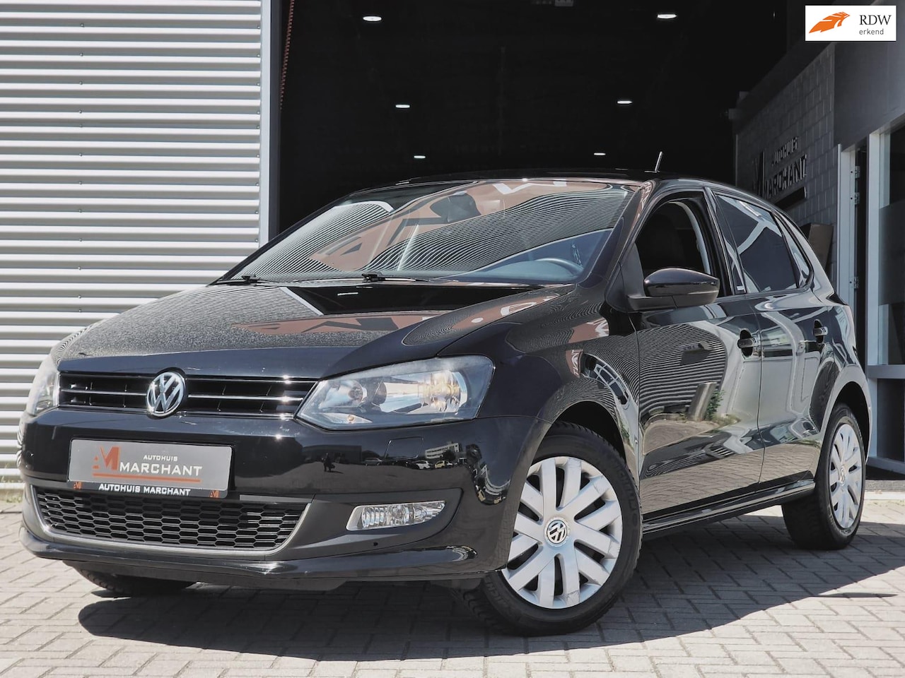 Volkswagen Polo - 1.4-16V Highline 1e EIGENAAR| TREKHAAK|NAVI - AutoWereld.nl