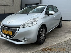 Peugeot 208 - 1.2 VTi Blue Lease Executive