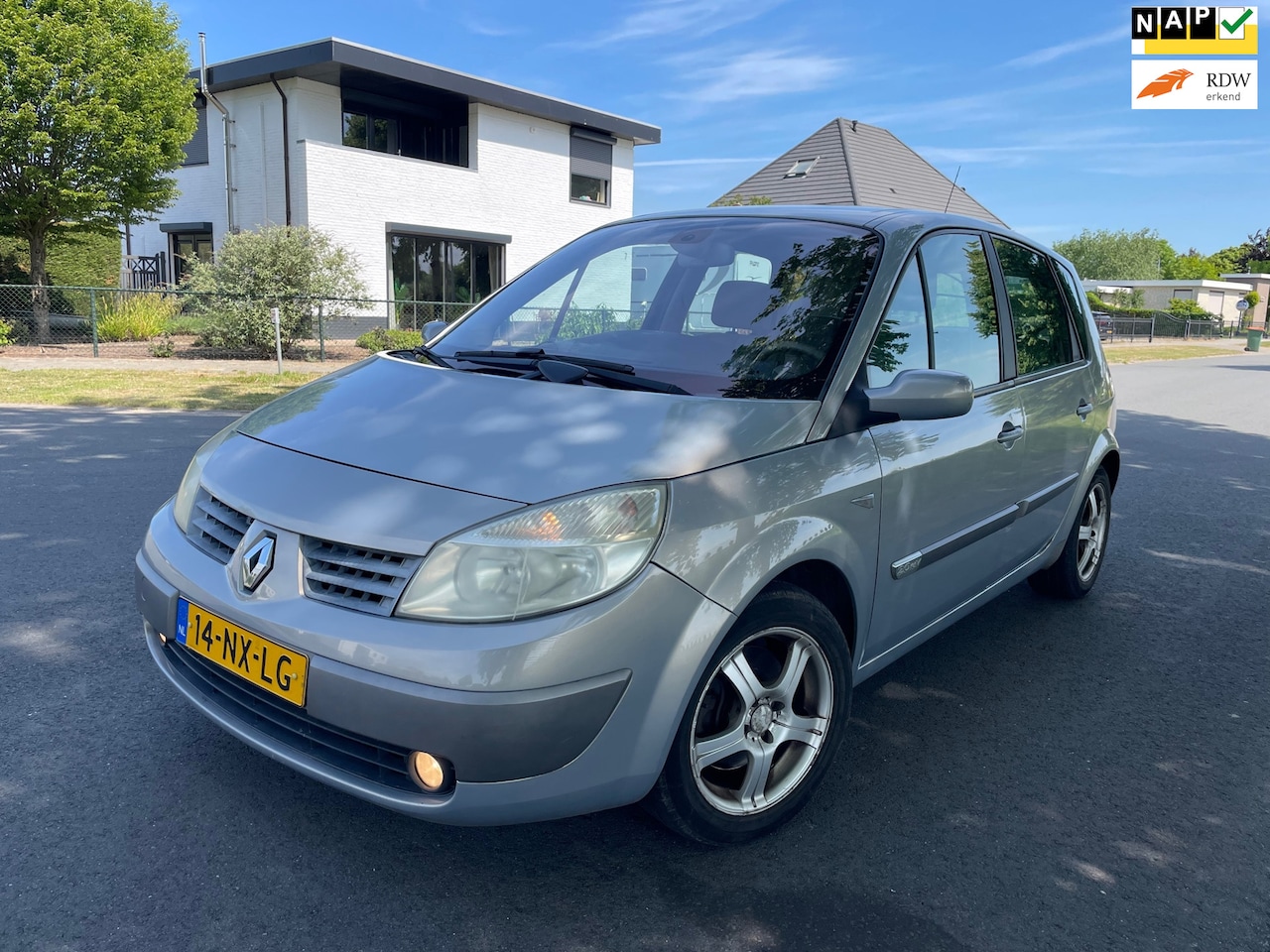 Renault Scénic - 2.0-16V Dynamique Luxe CLIMA/NAP - AutoWereld.nl