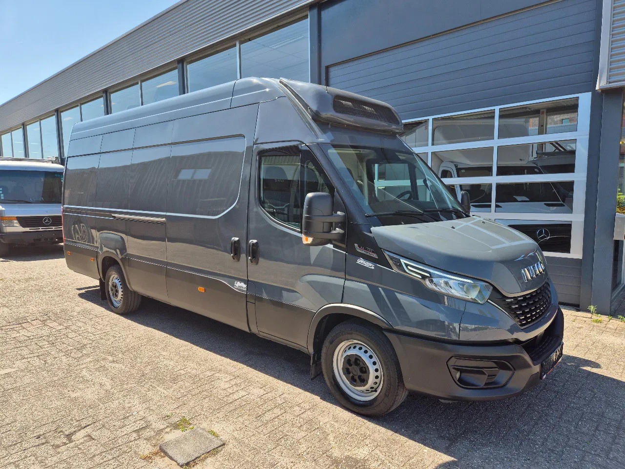 Iveco Daily - 35S18 L4H3/ Fleischwagen/ Meattransport/ TK C 450 MAX - AutoWereld.nl